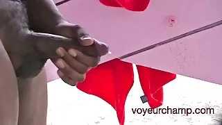 Dziewczyna po raz pierwszy zgodziła się pieprzyć sex na kamerce w anal ze swoim najlepszym przyjacielem