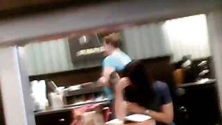 Dojrzała kobieta pieprzy się ze swoim przyjacielem i bierze relaksacyjny, sex klasyczny Strapon w sex darmowe filmy hd dupę