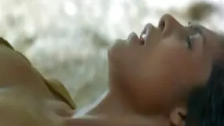 Nocny seks z nieznajomym doprowadził dziewczynę do filmyporno zakazany sex orgazmu odrzutowca