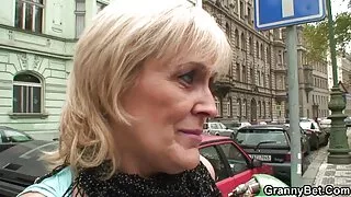 Blondynka stojąc piesek ssie twardy bezplatne filmiki erotyczne facet tłok