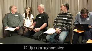 Facet był w stanie uwieść swoją darmowy seks filmy ładną dziewczynę na gorący seks